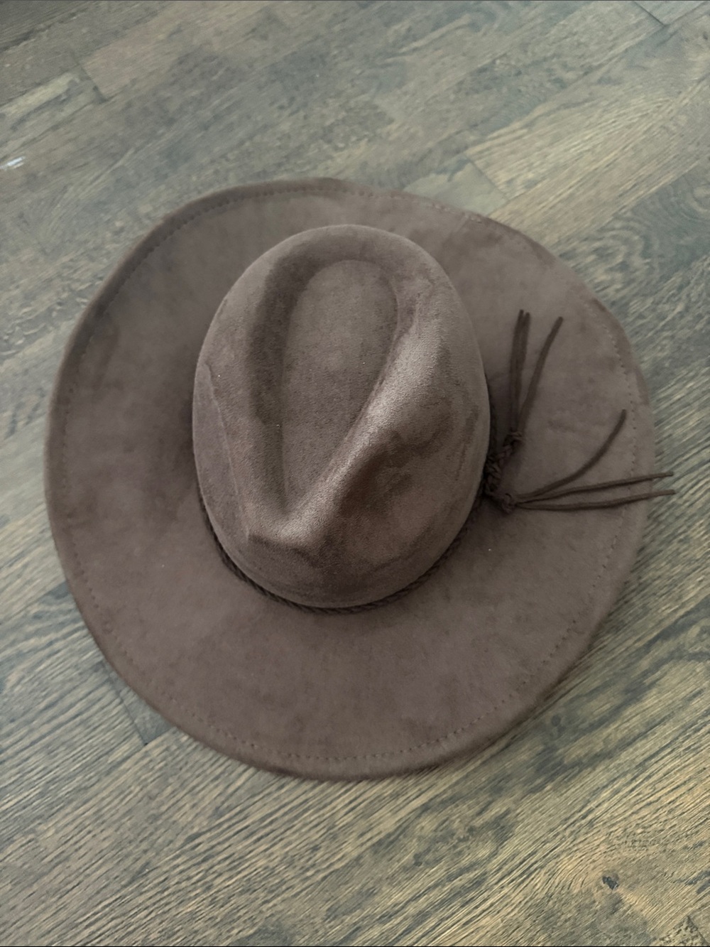 Classic Brown Suede Wide-Brim Cowboy Hat